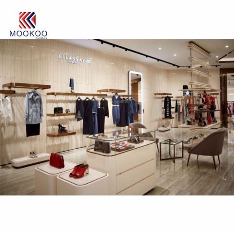 Zaslon stojalo za oblačila